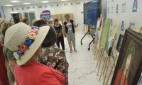 Участники проекта «Курское долголетие» посетили выставку картин Константина Шевченко