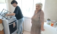 В преддверии Дня Победы работники центра «Участие» провели важную акцию «Домашний помощник»