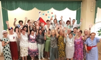 В центре «Участие» для граждан старшего возраста прошла концертная программа «Великая страна, единая Россия», посвященная Дню России